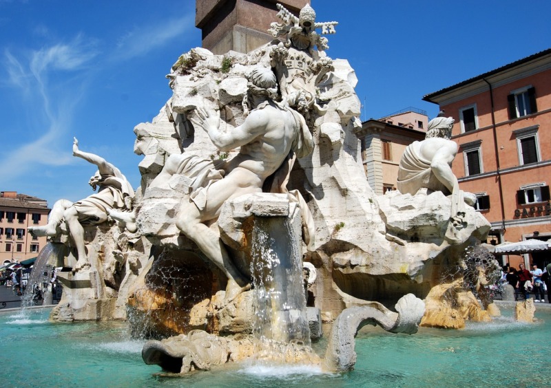 squares and fountain day time - Enjoy Rome Tours